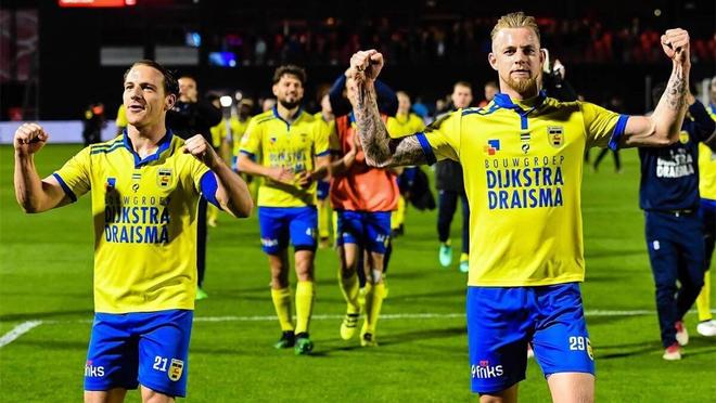 同等条件下 同等条件下